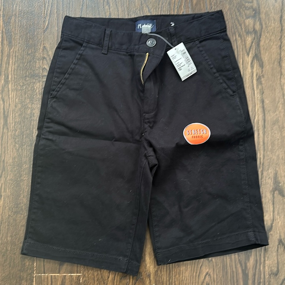 NWT The Children’s place boys shorts size 10 black